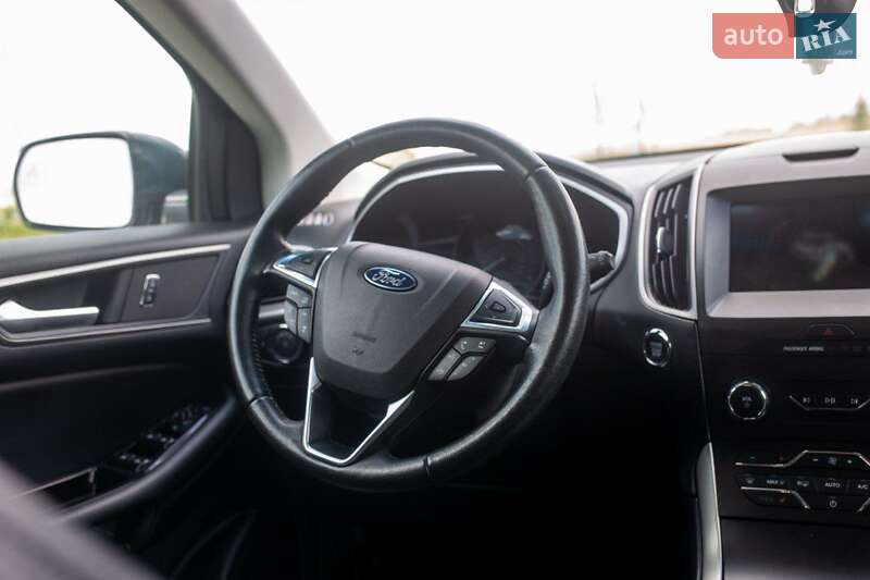 Позашляховик / Кросовер Ford Edge 2018 в Умані