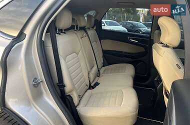Внедорожник / Кроссовер Ford Edge 2018 в 