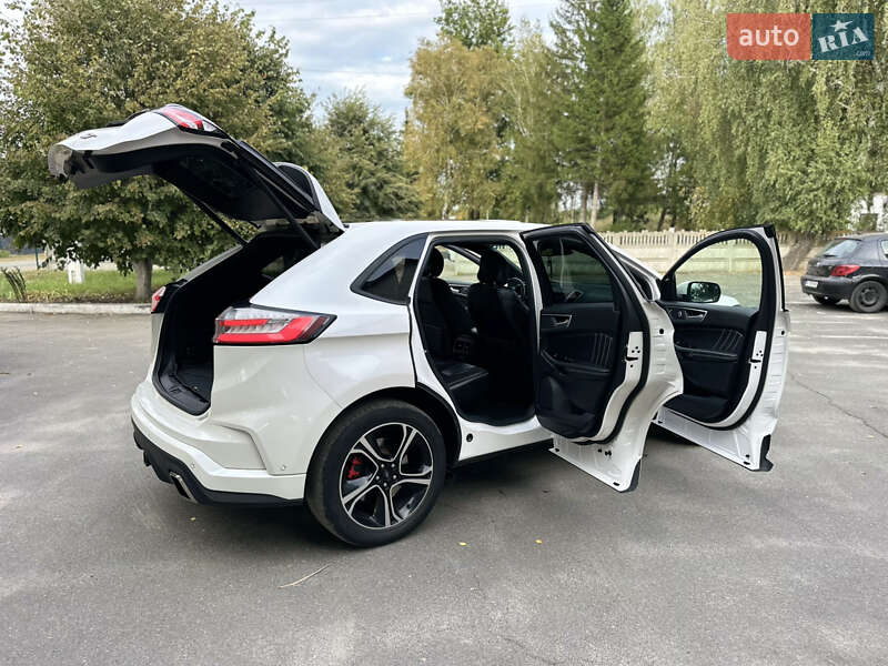 Позашляховик / Кросовер Ford Edge 2019 в Києві