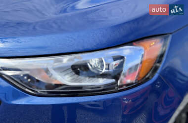 Позашляховик / Кросовер Ford Edge 2022 в 