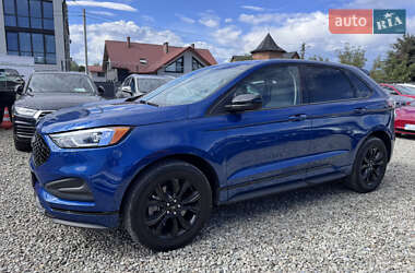 Позашляховик / Кросовер Ford Edge 2022 в 
