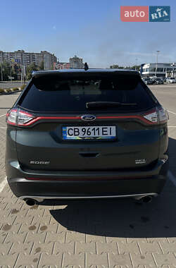 Внедорожник / Кроссовер Ford Edge 2015 в 