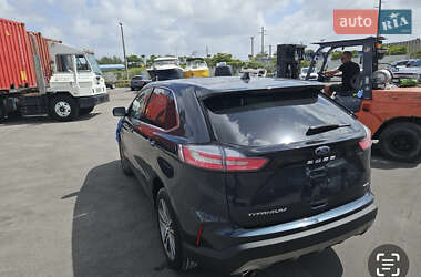 Позашляховик / Кросовер Ford Edge 2023 в 