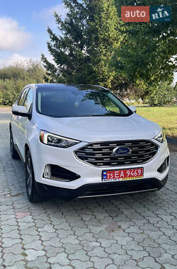 Внедорожник / Кроссовер Ford Edge 2020 в 