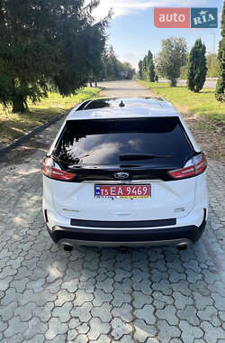 Внедорожник / Кроссовер Ford Edge 2020 в 