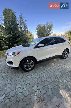 Внедорожник / Кроссовер Ford Edge 2020 в 