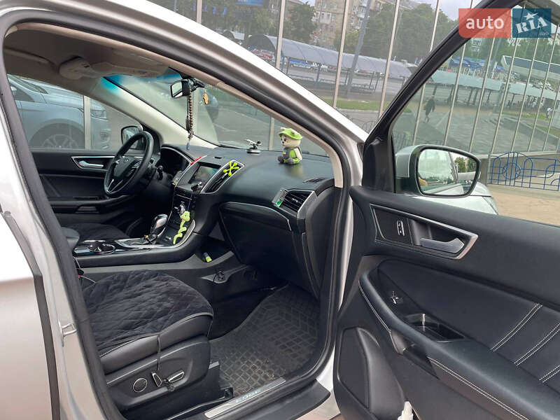 Внедорожник / Кроссовер Ford Edge 2016 в Киеве