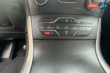 Внедорожник / Кроссовер Ford Edge 2020 в 