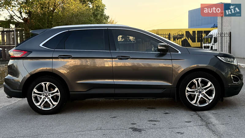 Внедорожник / Кроссовер Ford Edge 2016 в Запорожье