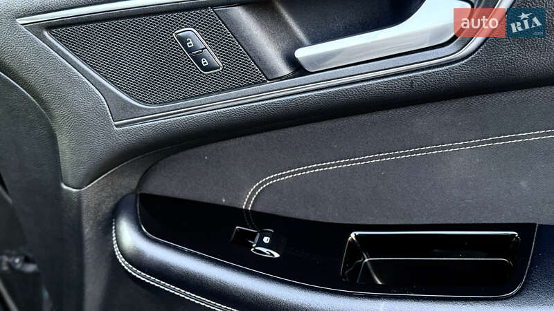 Внедорожник / Кроссовер Ford Edge 2016 в Запорожье