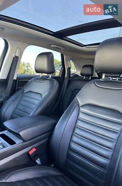 Внедорожник / Кроссовер Ford Edge 2021 в 