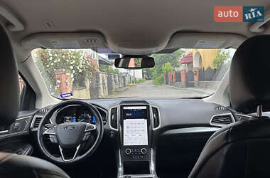 Позашляховик / Кросовер Ford Edge 2022 в 