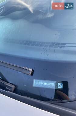 Внедорожник / Кроссовер Ford Edge 2017 в 
