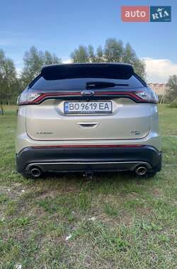 Внедорожник / Кроссовер Ford Edge 2017 в 