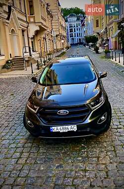Внедорожник / Кроссовер Ford Edge 2017 в 