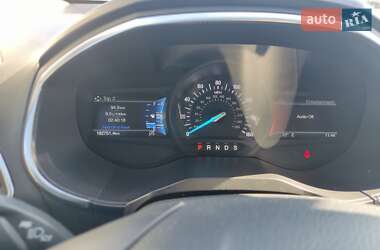 Позашляховик / Кросовер Ford Edge 2020 в 