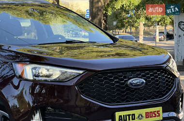 Позашляховик / Кросовер Ford Edge 2020 в 