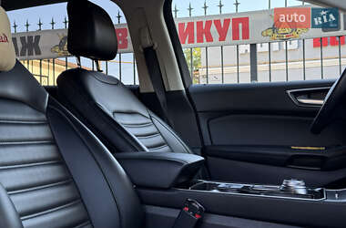 Позашляховик / Кросовер Ford Edge 2020 в 