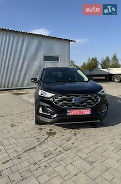 Внедорожник / Кроссовер Ford Edge 2019 в 