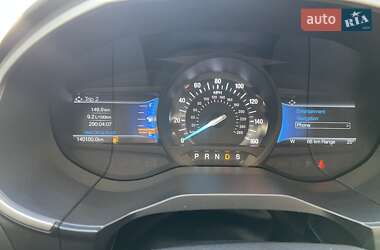 Позашляховик / Кросовер Ford Edge 2021 в 