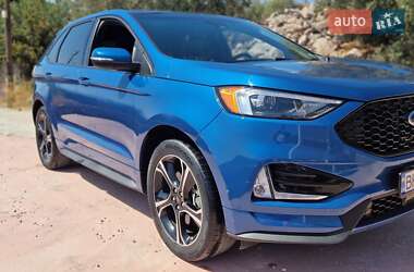 Внедорожник / Кроссовер Ford Edge 2020 в 