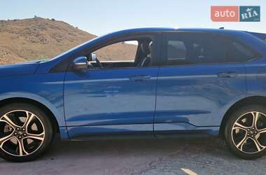 Внедорожник / Кроссовер Ford Edge 2020 в 