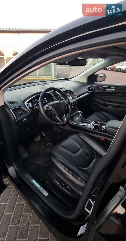 Внедорожник / Кроссовер Ford Edge 2016 в Ровно