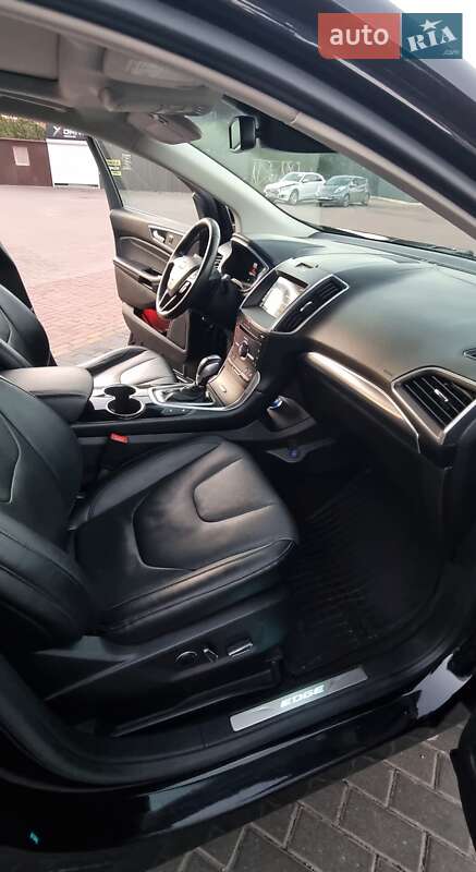 Внедорожник / Кроссовер Ford Edge 2016 в Ровно