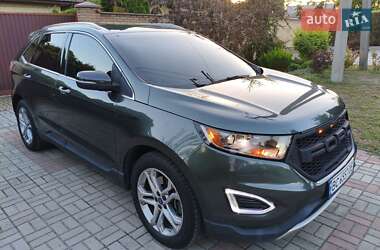 Позашляховик / Кросовер Ford Edge 2015 в 