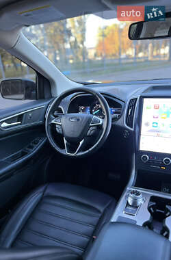 Внедорожник / Кроссовер Ford Edge 2022 в 