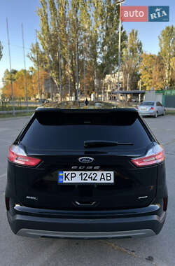 Внедорожник / Кроссовер Ford Edge 2022 в 