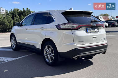 Позашляховик / Кросовер Ford Edge 2016 в 