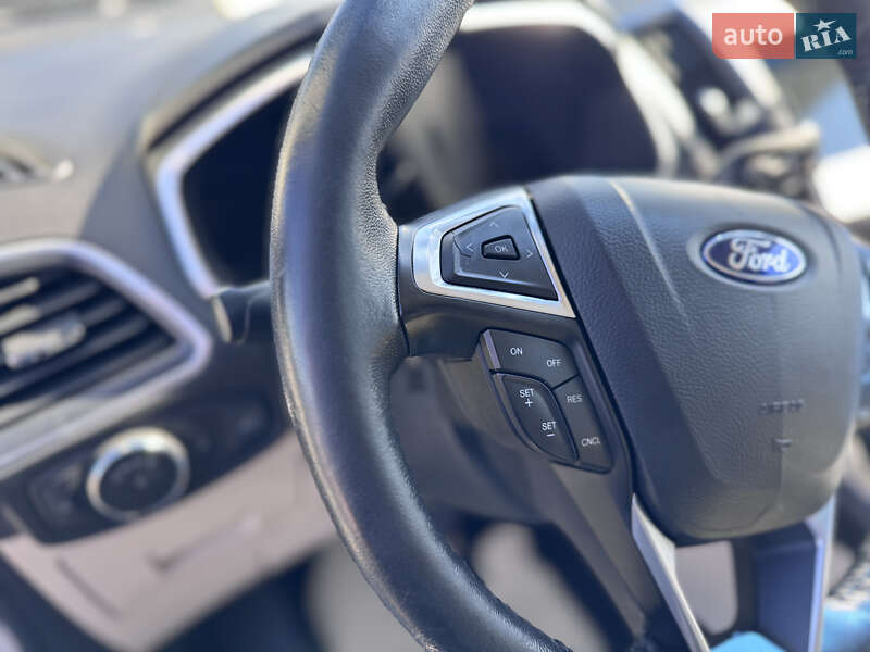 Внедорожник / Кроссовер Ford Edge 2016 в Киеве