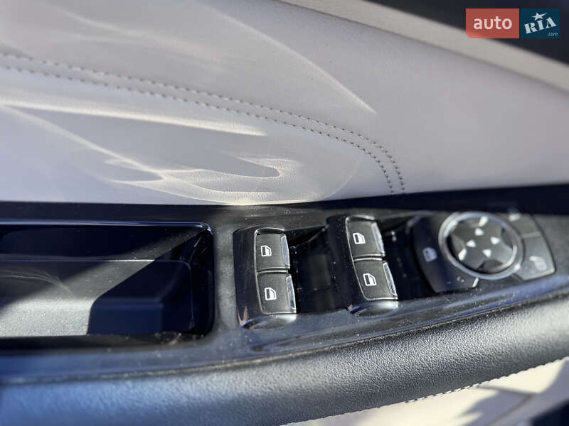 Внедорожник / Кроссовер Ford Edge 2016 в Киеве