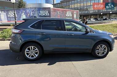 Внедорожник / Кроссовер Ford Edge 2016 в 