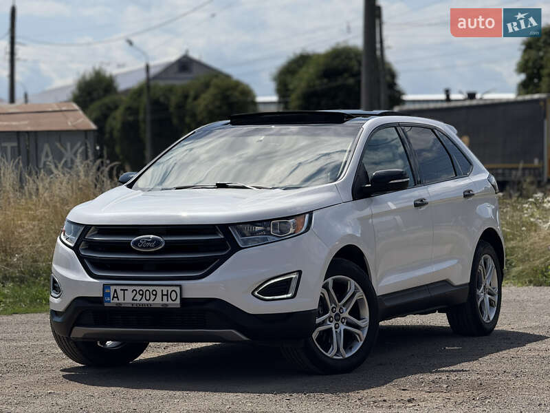 Позашляховик / Кросовер Ford Edge 2017 в 