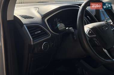 Внедорожник / Кроссовер Ford Edge 2021 в 