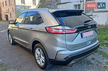 Позашляховик / Кросовер Ford Edge 2020 в 