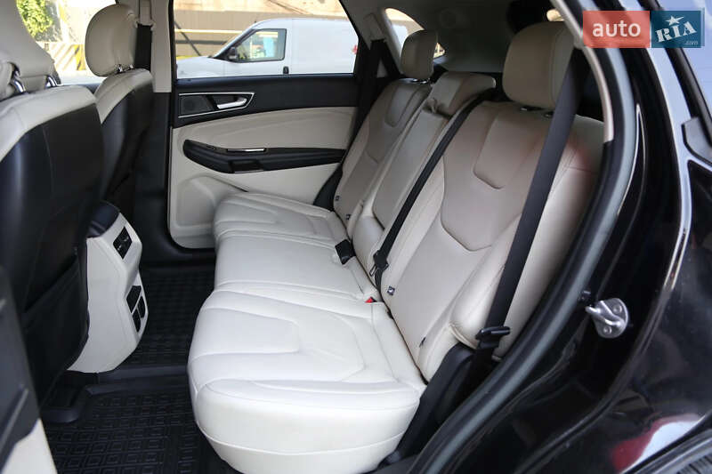 Позашляховик / Кросовер Ford Edge 2018 в Києві