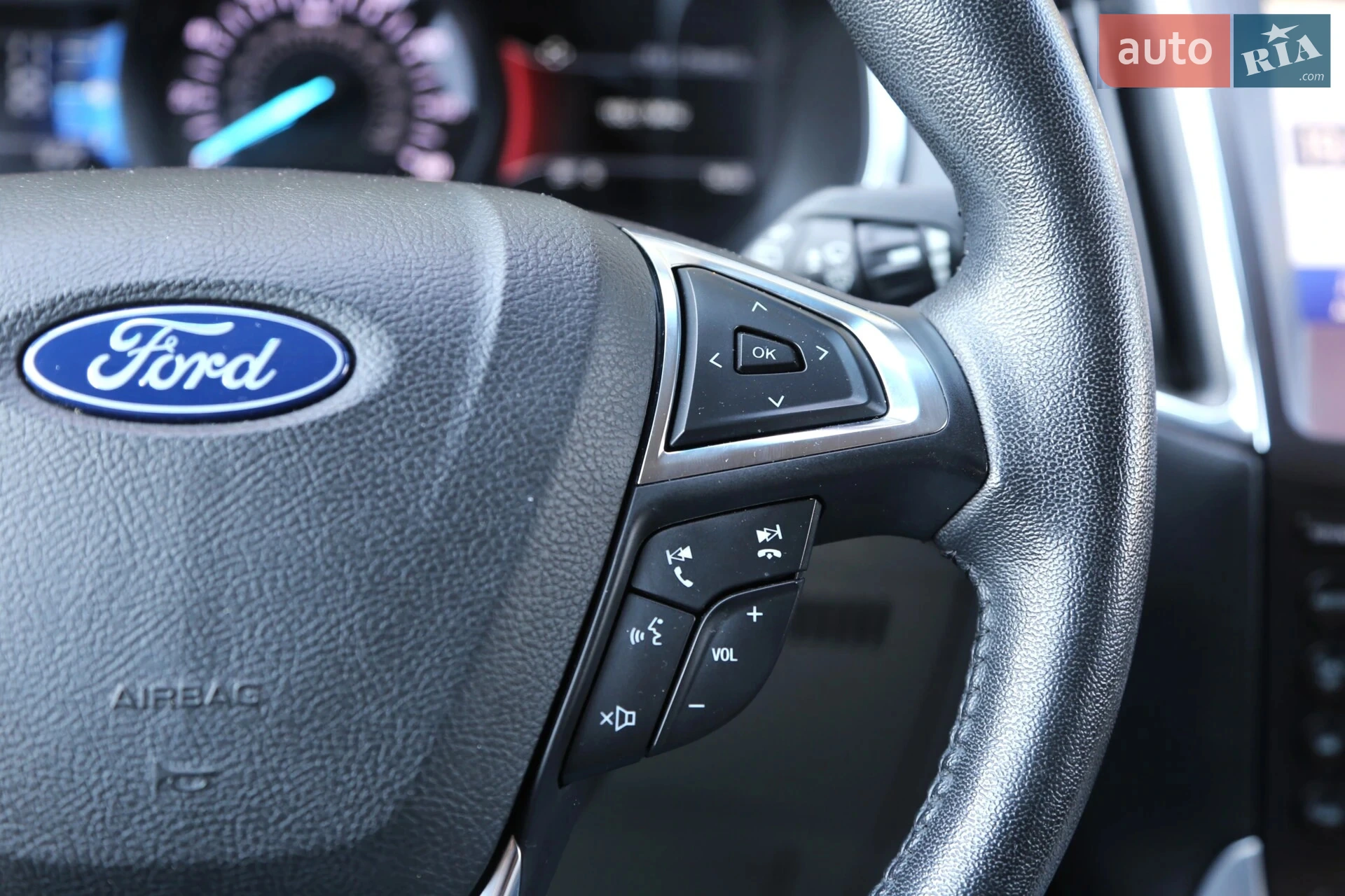 2018 Ford Edge - мініатюра 28