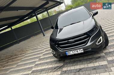 Позашляховик / Кросовер Ford Edge 2018 в 
