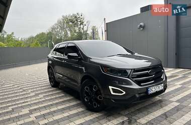 Позашляховик / Кросовер Ford Edge 2018 в 
