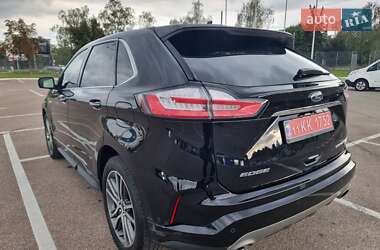 Внедорожник / Кроссовер Ford Edge 2019 в 