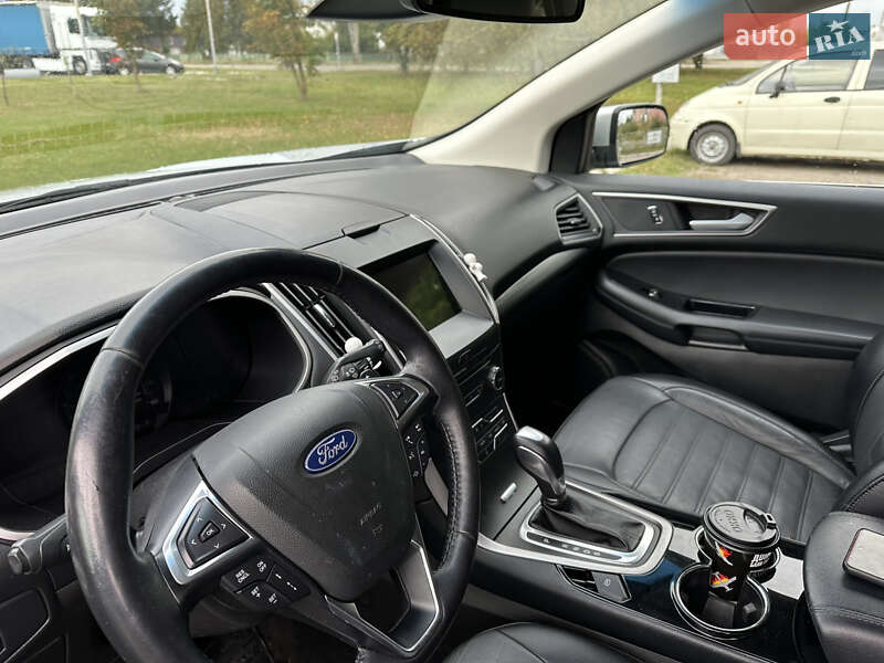Позашляховик / Кросовер Ford Edge 2018 в Березному