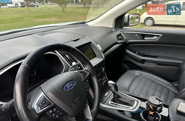 Внедорожник / Кроссовер Ford Edge 2018 в 