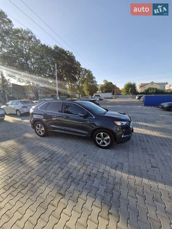 Внедорожник / Кроссовер Ford Edge 2019 в Ужгороде