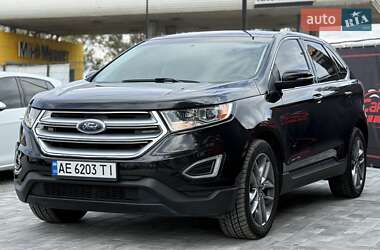 Внедорожник / Кроссовер Ford Edge 2015 в 