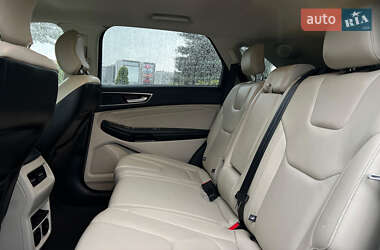 Внедорожник / Кроссовер Ford Edge 2017 в 