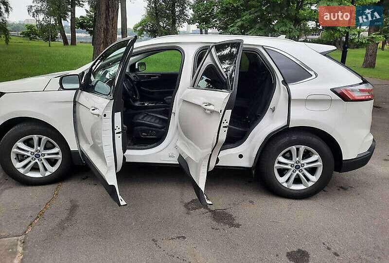 Внедорожник / Кроссовер Ford Edge 2018 в Киеве