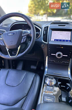 Внедорожник / Кроссовер Ford Edge 2020 в 